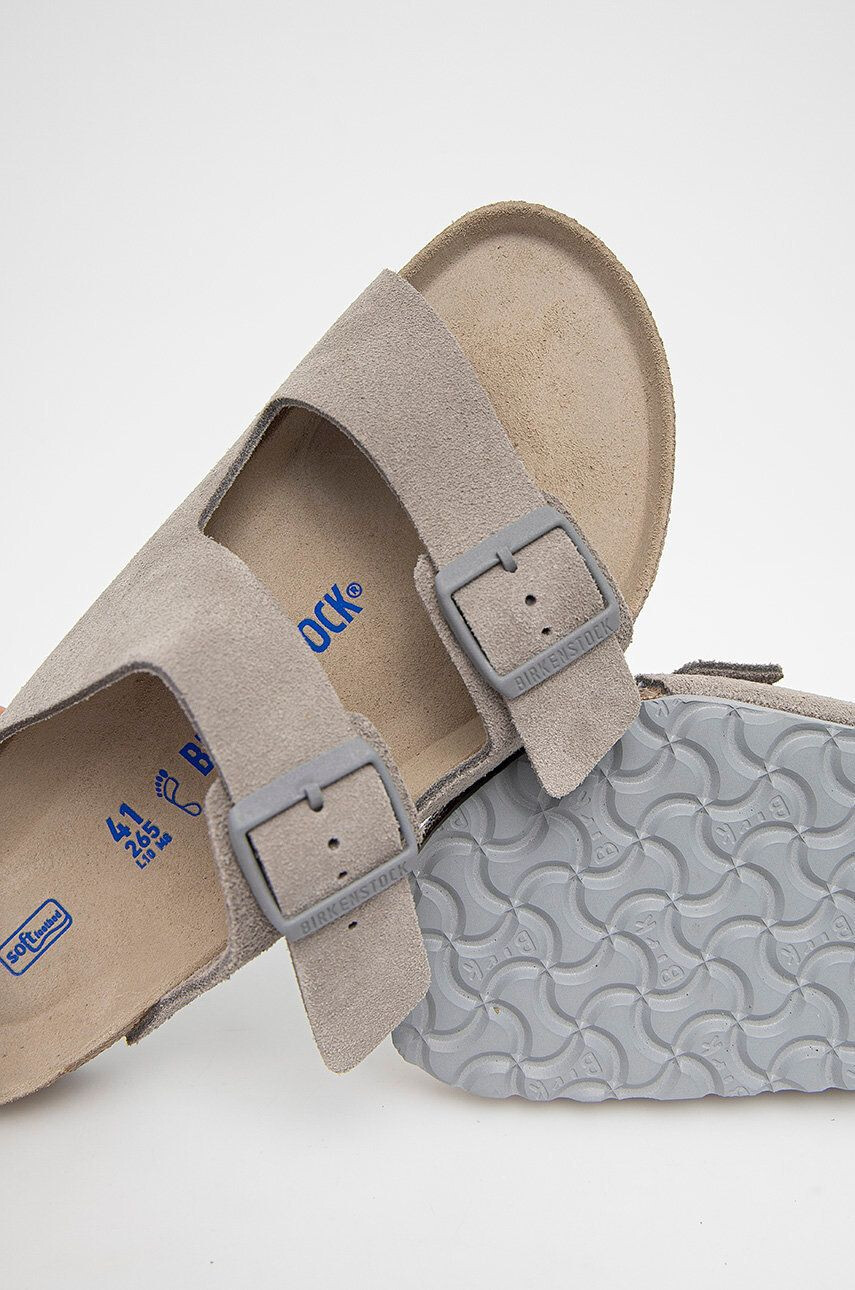 Birkenstock Semišové pantofle šedá barva - Pepit.cz