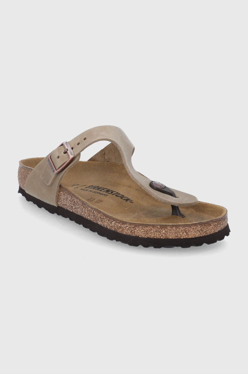 Birkenstock Semišové žabky Gizeh hnědá barva 943811-oil.tab.br - Pepit.cz