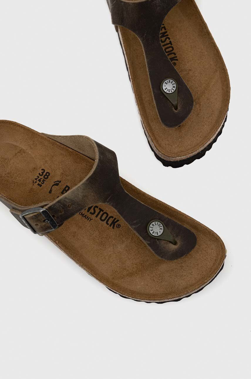 Birkenstock Semišové žabky GIZEH dámské zelená barva na plochém podpatku - Pepit.cz