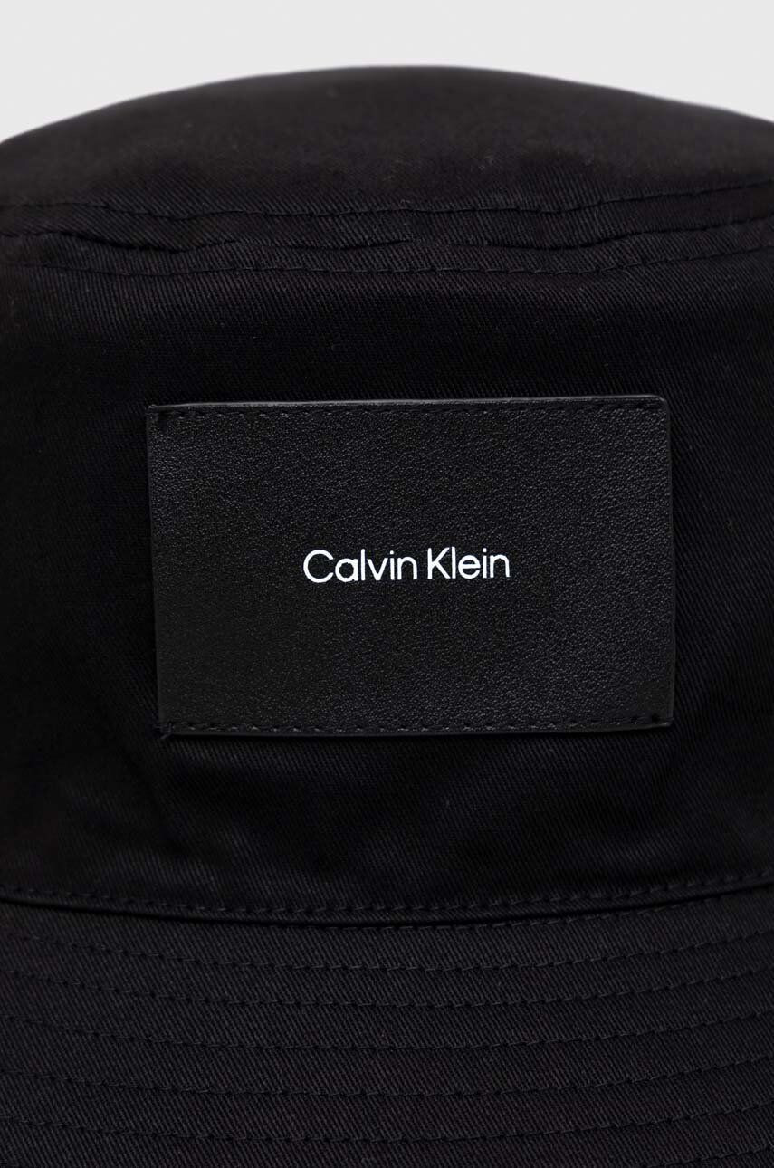 Calvin Klein Čepice černá barva - Pepit.cz