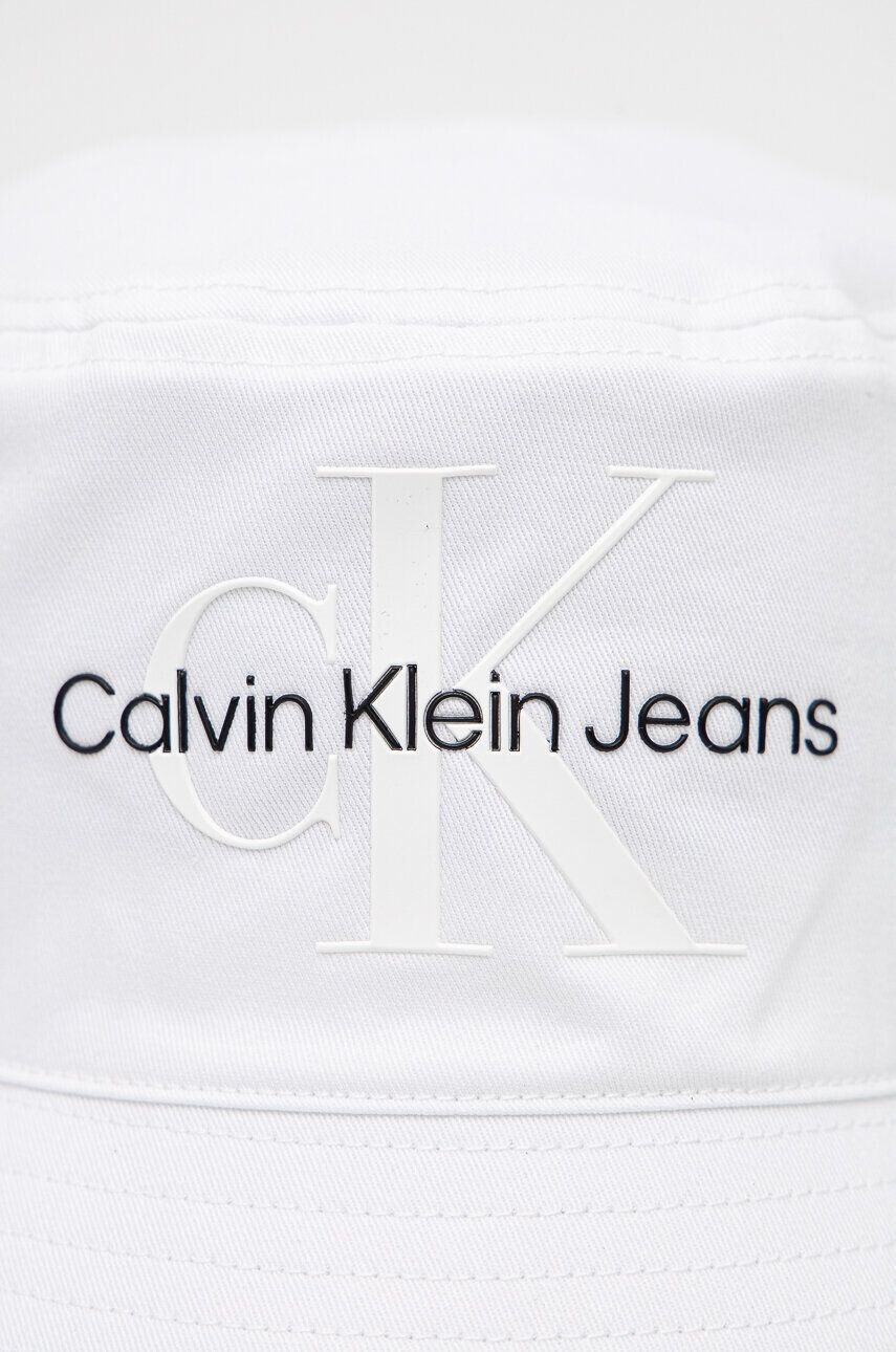 Calvin Klein Jeans Bavlněná čepice Bílá barva - Pepit.cz