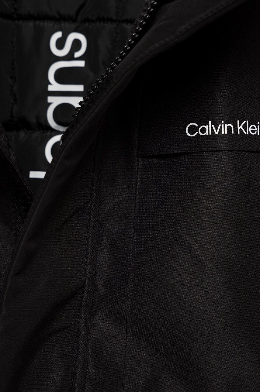 Calvin Klein Jeans Dětská bunda černá barva - Pepit.cz