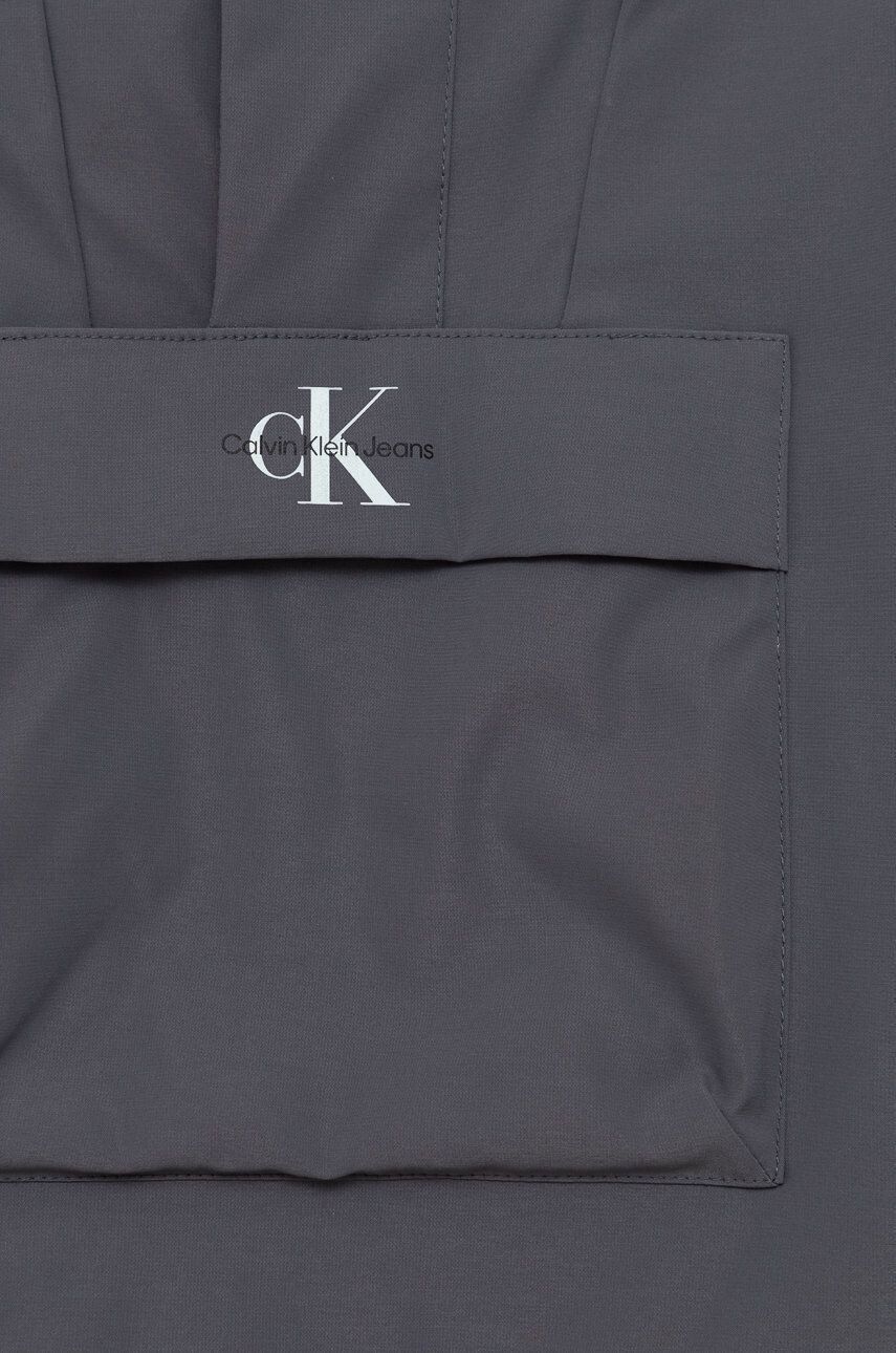 Calvin Klein Jeans Dětská bunda šedá barva - Pepit.cz