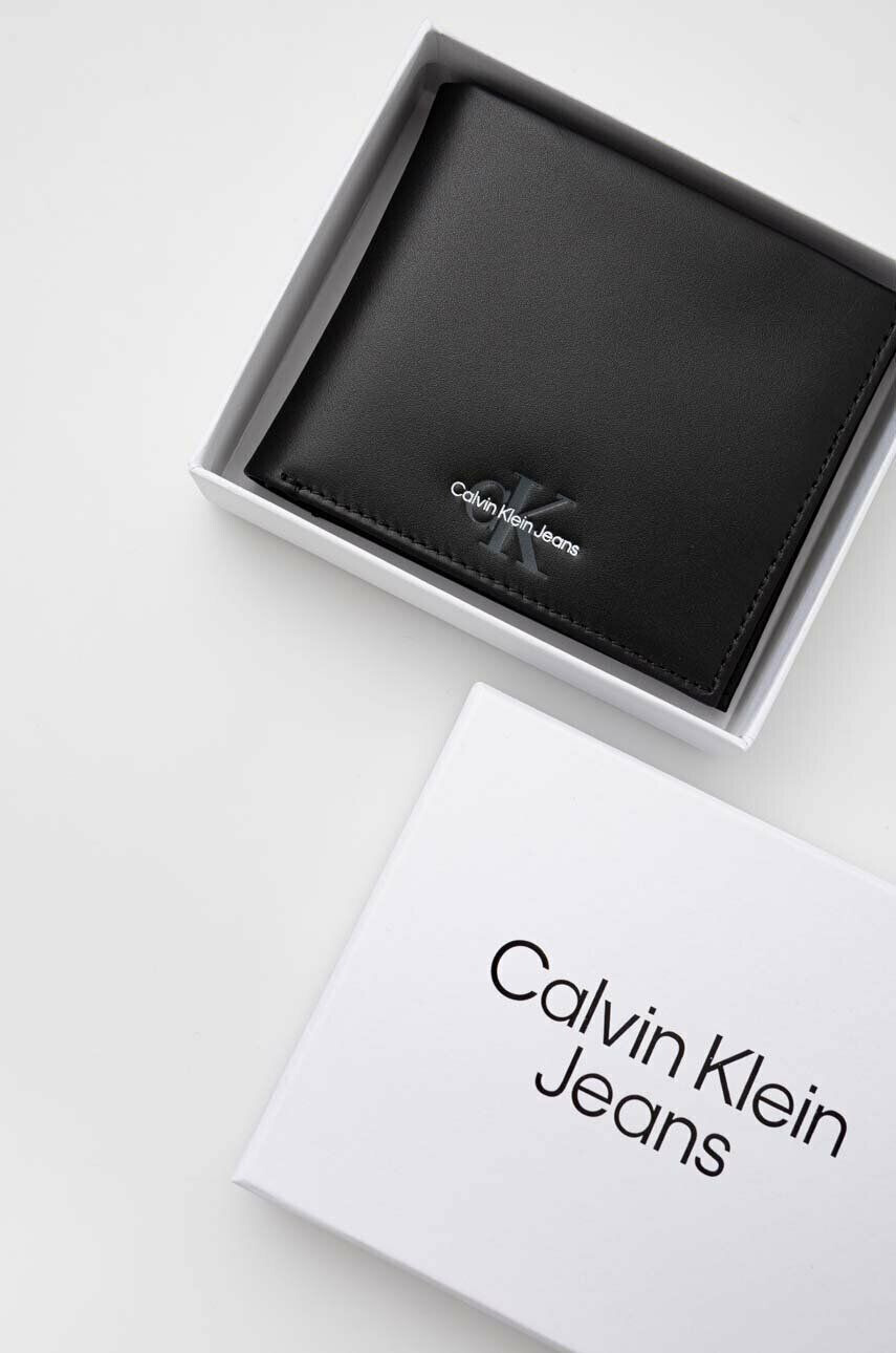 Calvin Klein Jeans Kožená peněženka černá barva - Pepit.cz