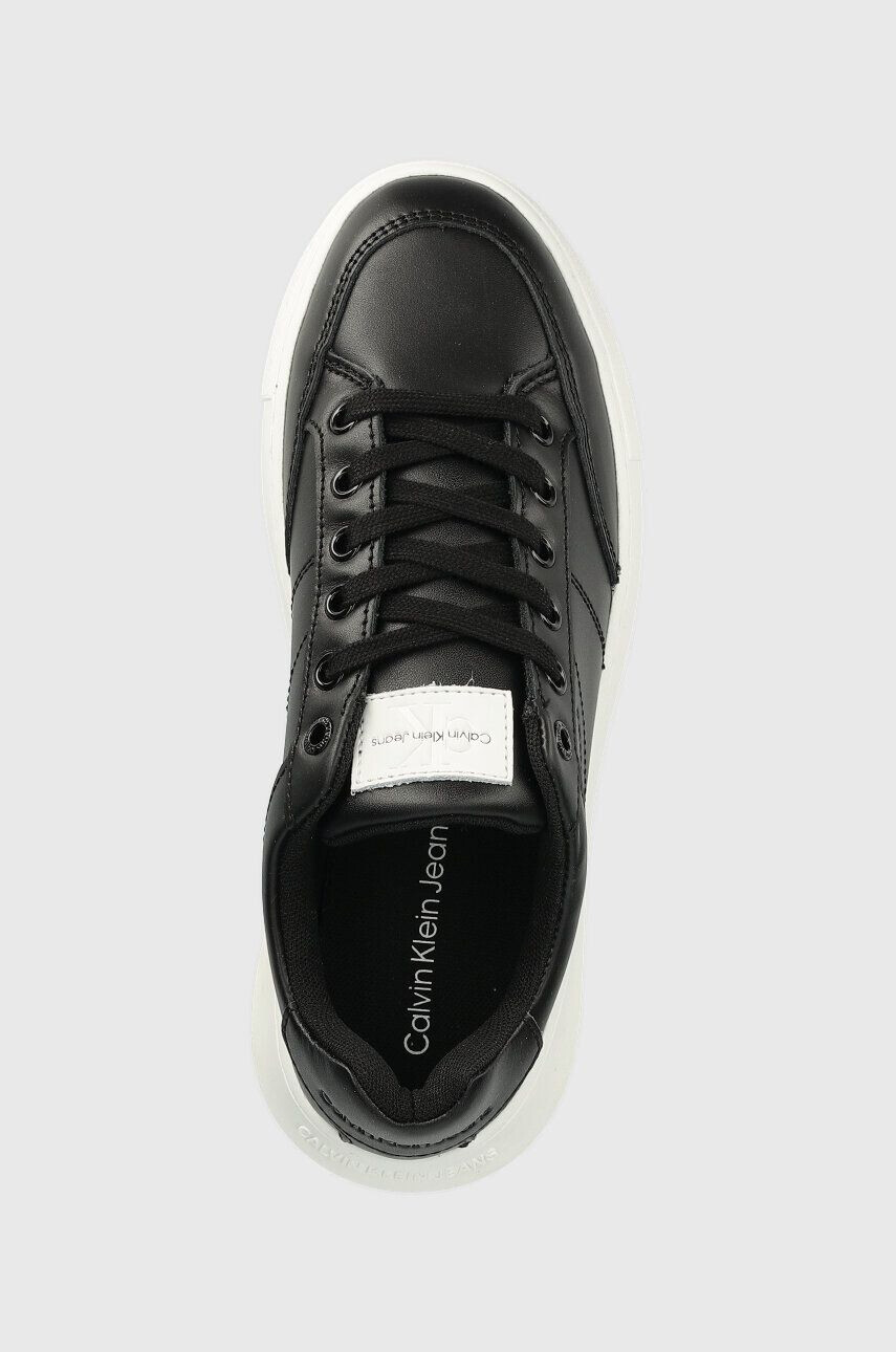 Calvin Klein Jeans Kožené sneakers boty CHUNKY CUPSOLE BADGE černá barva YW0YW00926 - Pepit.cz