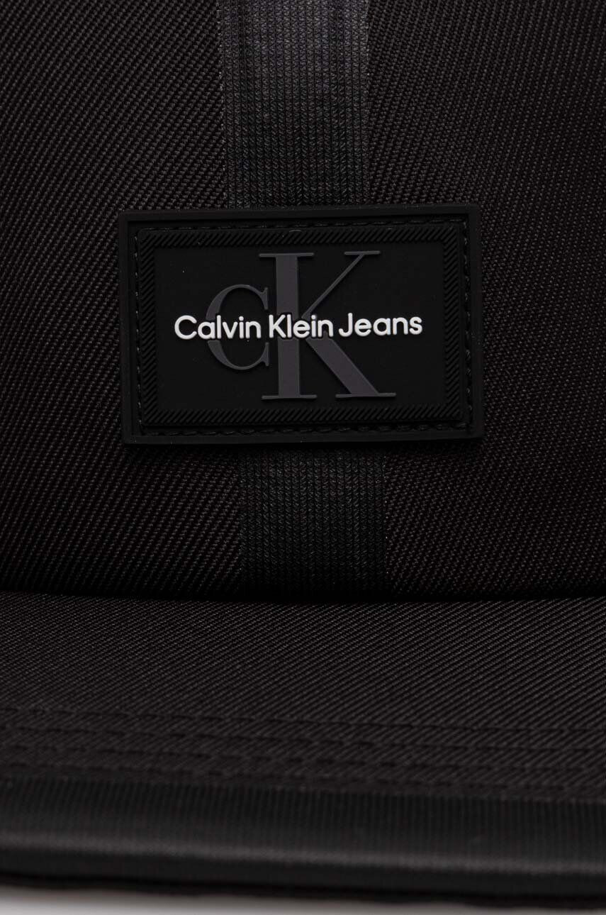 Calvin Klein Jeans Kšiltovka černá barva hladká - Pepit.cz