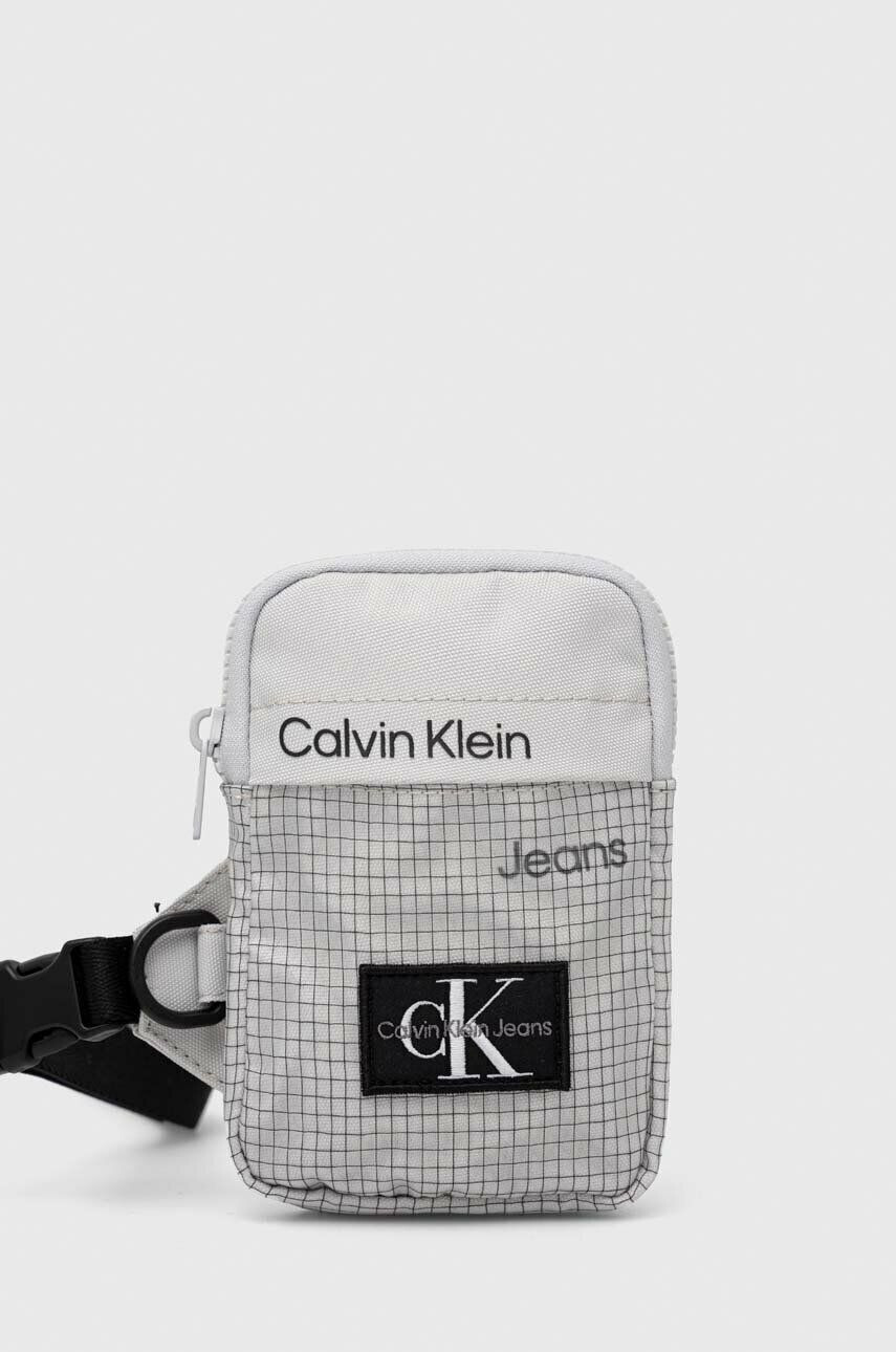 Calvin Klein Jeans Ledvinka šedá barva - Pepit.cz