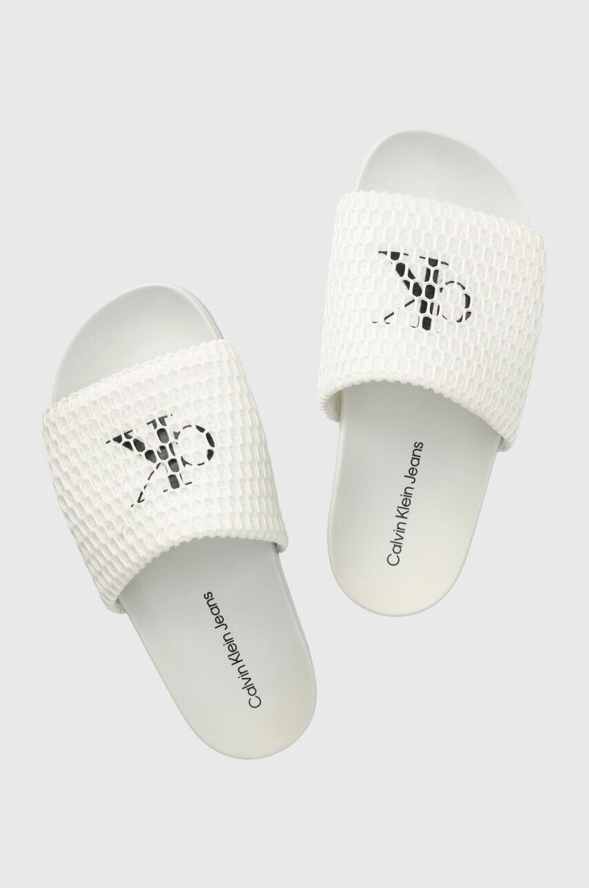 Calvin Klein Jeans Pantofle COMFORT SANDAL OVERSIZED MESH dámské bílá barva YW0YW00973 - Pepit.cz