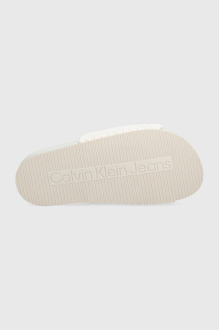 Calvin Klein Jeans Pantofle COMFORT SANDAL OVERSIZED MESH dámské bílá barva YW0YW00973 - Pepit.cz