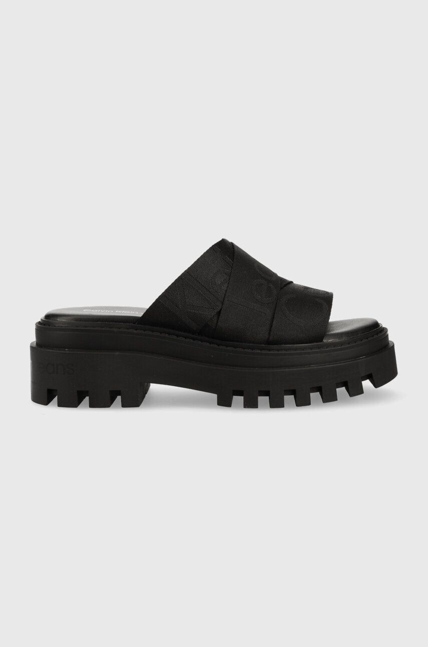 Calvin Klein Jeans Pantofle TOOTHY COMBAT SANDAL WEBBING dámské černá barva na platformě YW0YW00949 - Pepit.cz