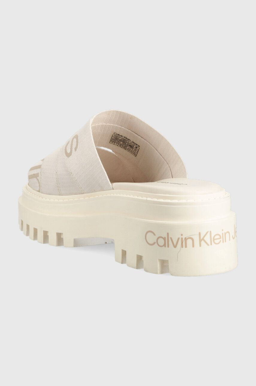 Calvin Klein Jeans Pantofle TOOTHY COMBAT SANDAL WEBBING dámské béžová barva na platformě YW0YW00949 - Pepit.cz