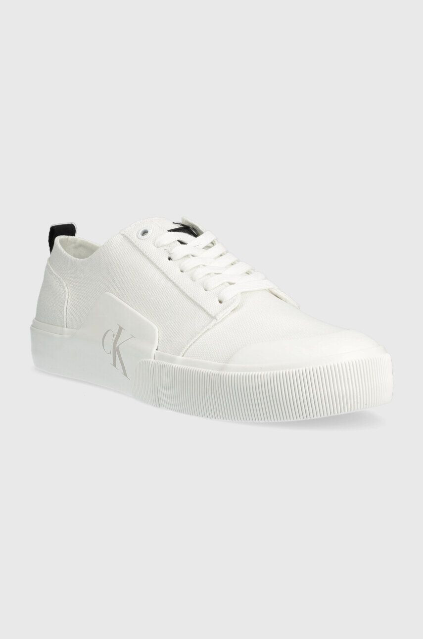 Calvin Klein Jeans Tenisky SKATER VULC LOW LACEUP BADGE pánské bílá barva - Pepit.cz