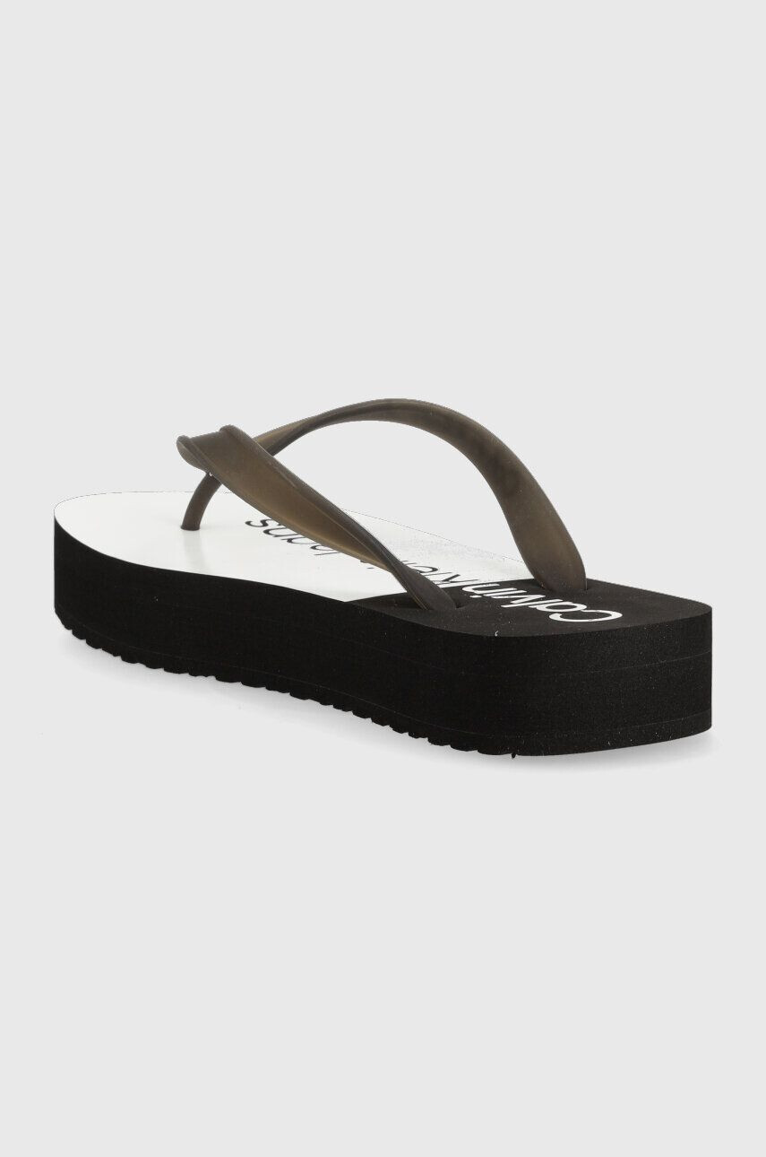 Calvin Klein Jeans Žabky BEACH SANDAL FLATFORM dámské černá barva na plochém podpatku YW0YW00716 - Pepit.cz