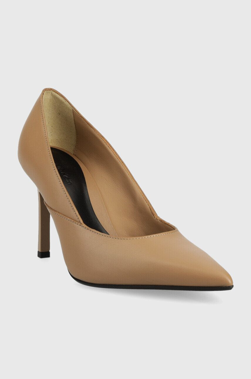 Calvin Klein Kožené lodičky HW0HW01346 GEO STILETTO PUMP 90 béžová barva - Pepit.cz