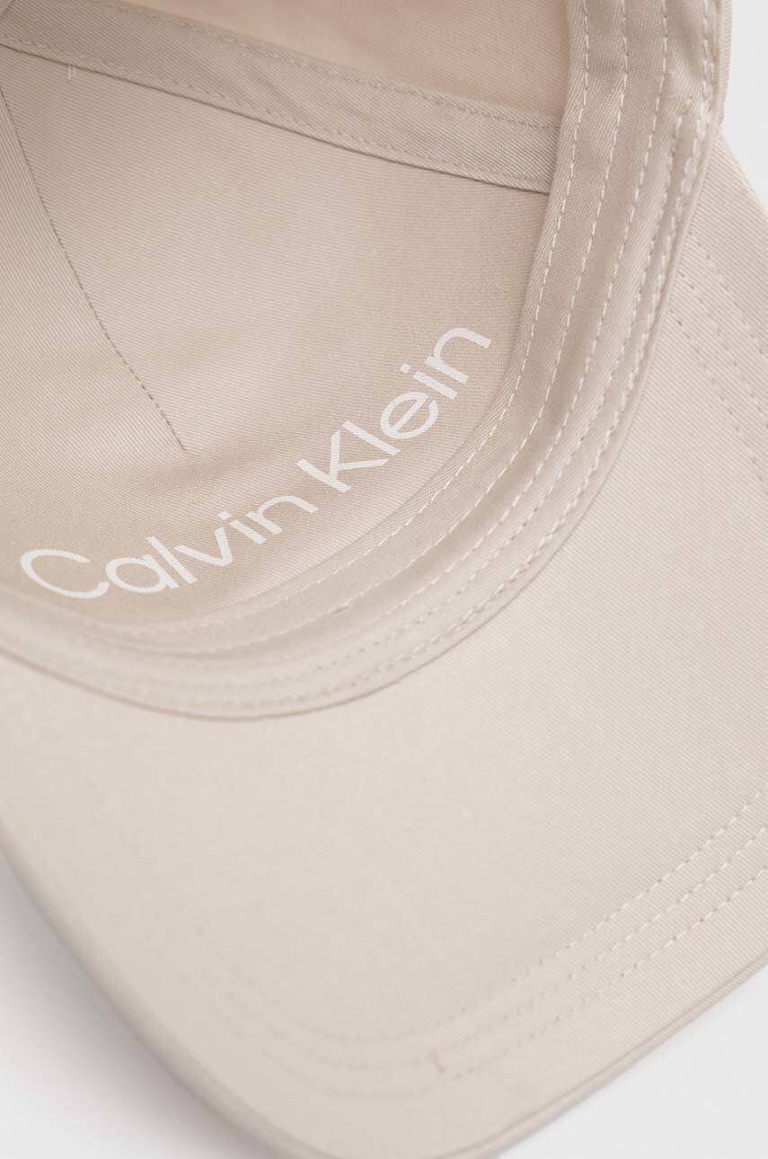 Calvin Klein Kšiltovka béžová barva hladká - Pepit.cz