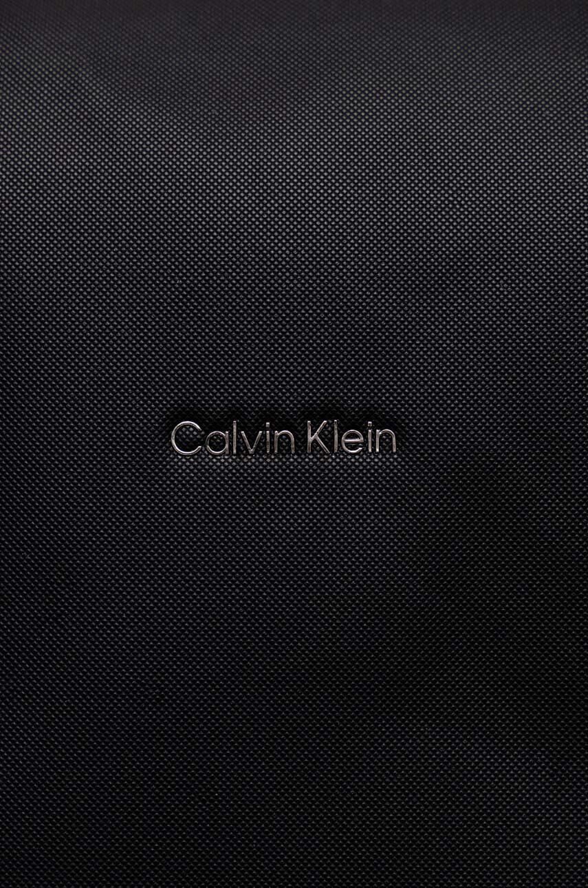 Calvin Klein Taška černá barva - Pepit.cz