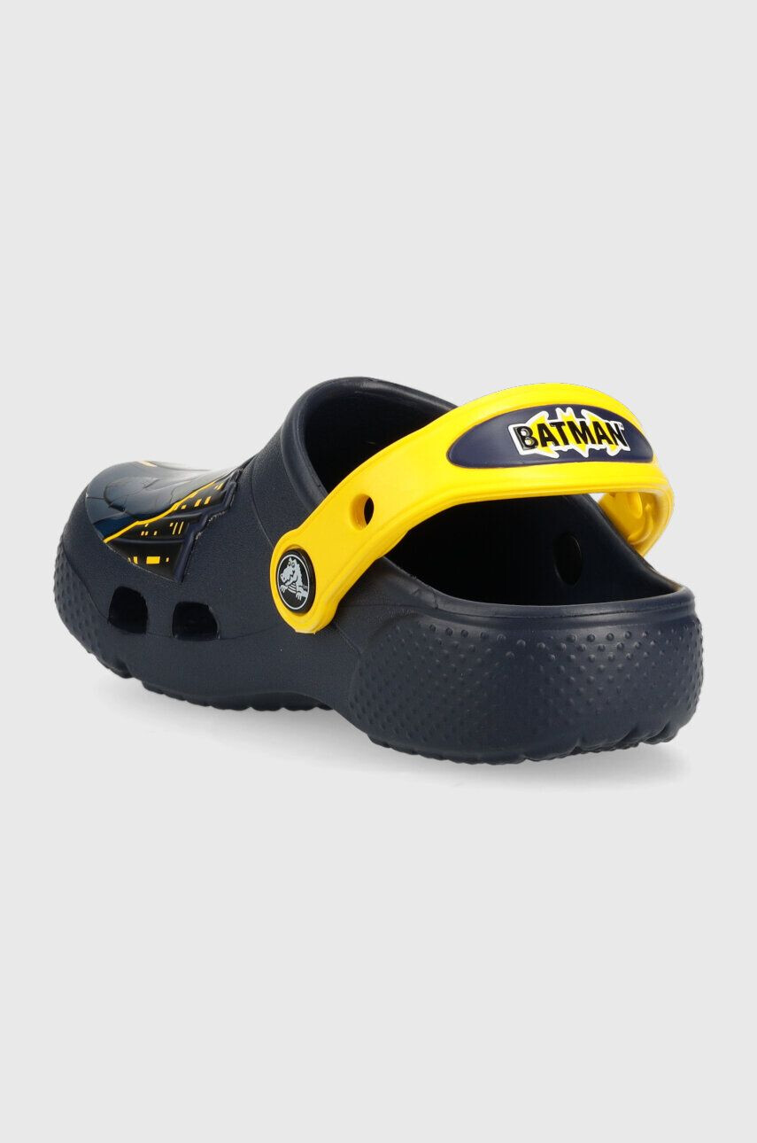 Crocs Dětské pantofle FL BATMAN PATCH tmavomodrá barva - Pepit.cz