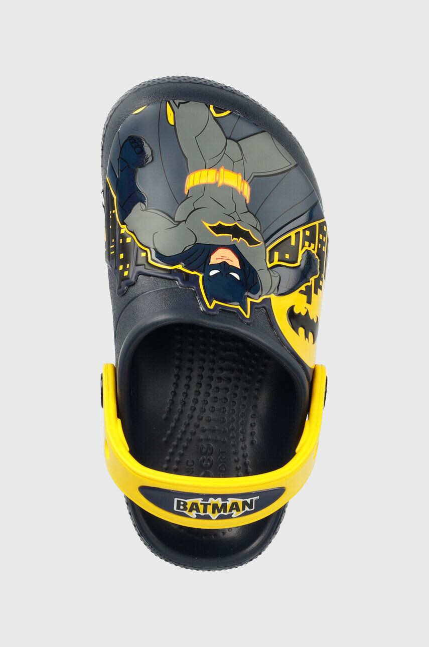 Crocs Dětské pantofle FL BATMAN PATCH tmavomodrá barva - Pepit.cz