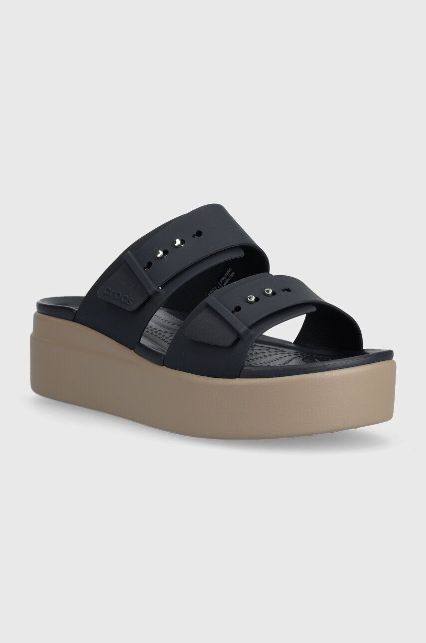 Crocs Pantofle Brooklyn Low Wedge Sandal dámské tmavomodrá barva na platformě 207431 - Pepit.cz