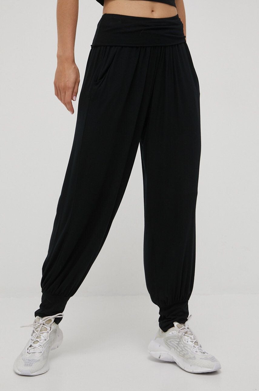 Deha Kalhoty dámské černá barva jogger high waist - Pepit.cz