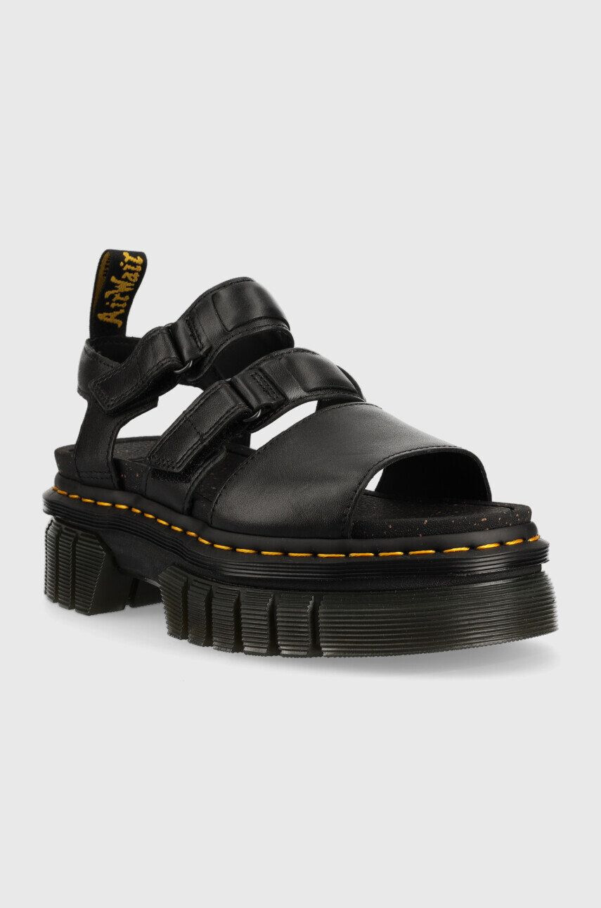 Dr. Martens Kožené sandály dámské černá barva na platformě DM27405001.Ricki3strap-Blck.Nap.L - Pepit.cz