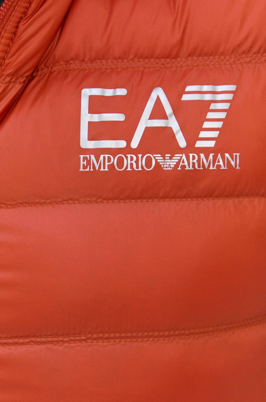 EA7 Emporio Armani Péřová vesta oranžová barva - Pepit.cz