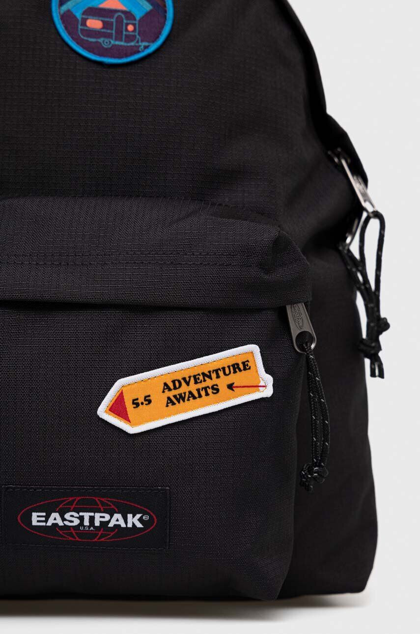 Eastpak Batoh černá barva velký s aplikací - Pepit.cz