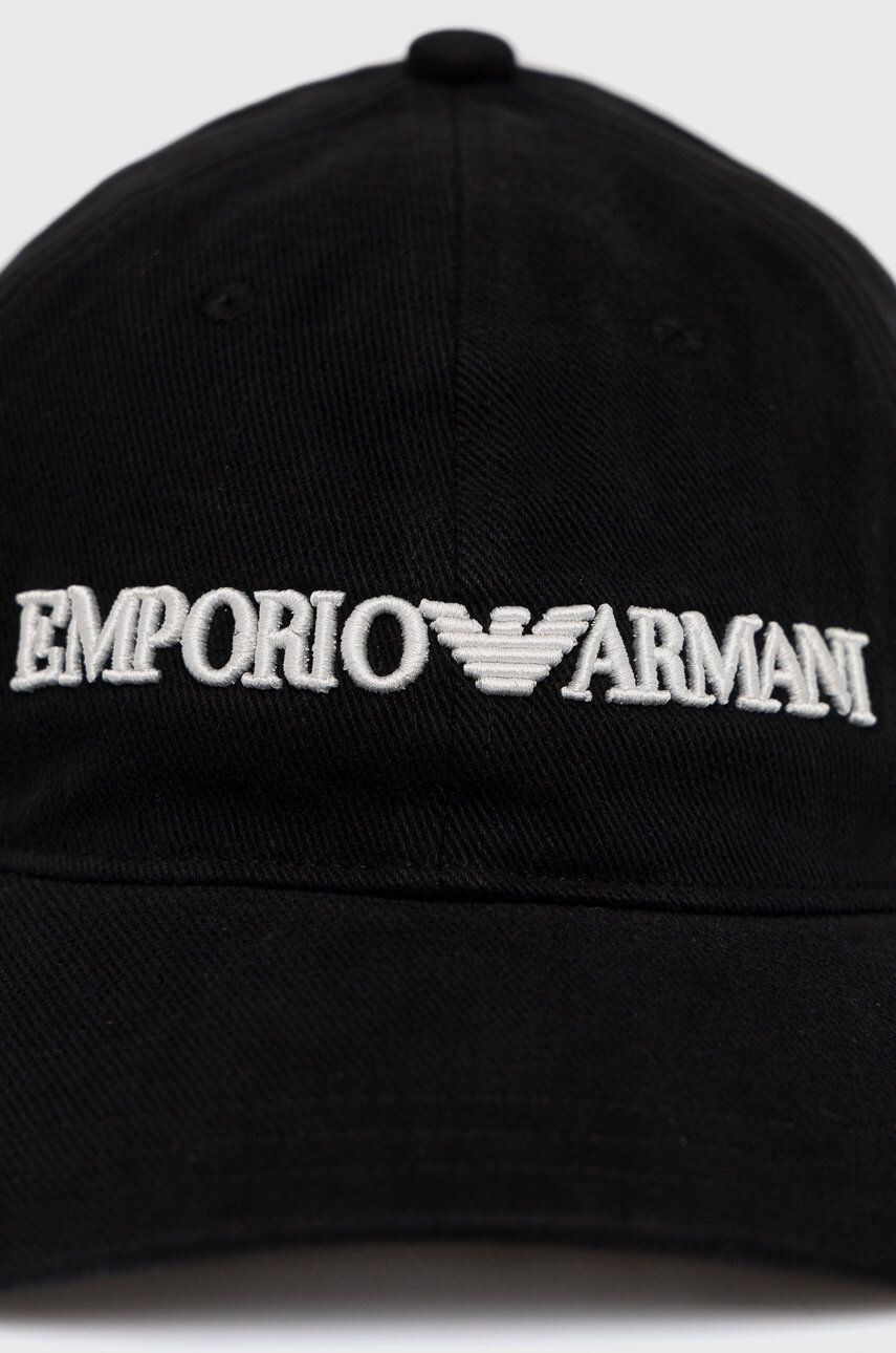 Emporio Armani Bavlněná čepice černá barva s aplikací - Pepit.cz