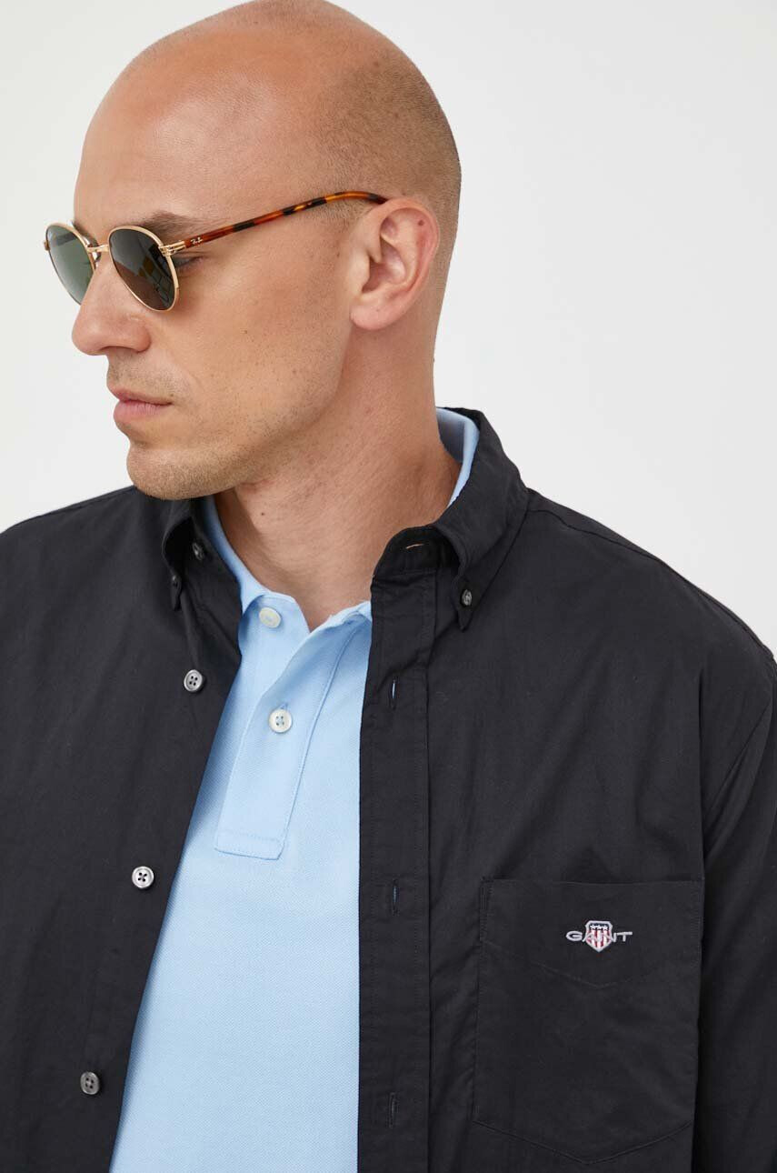 Gant Bavlněné tričko černá barva regular s límečkem button-down - Pepit.cz