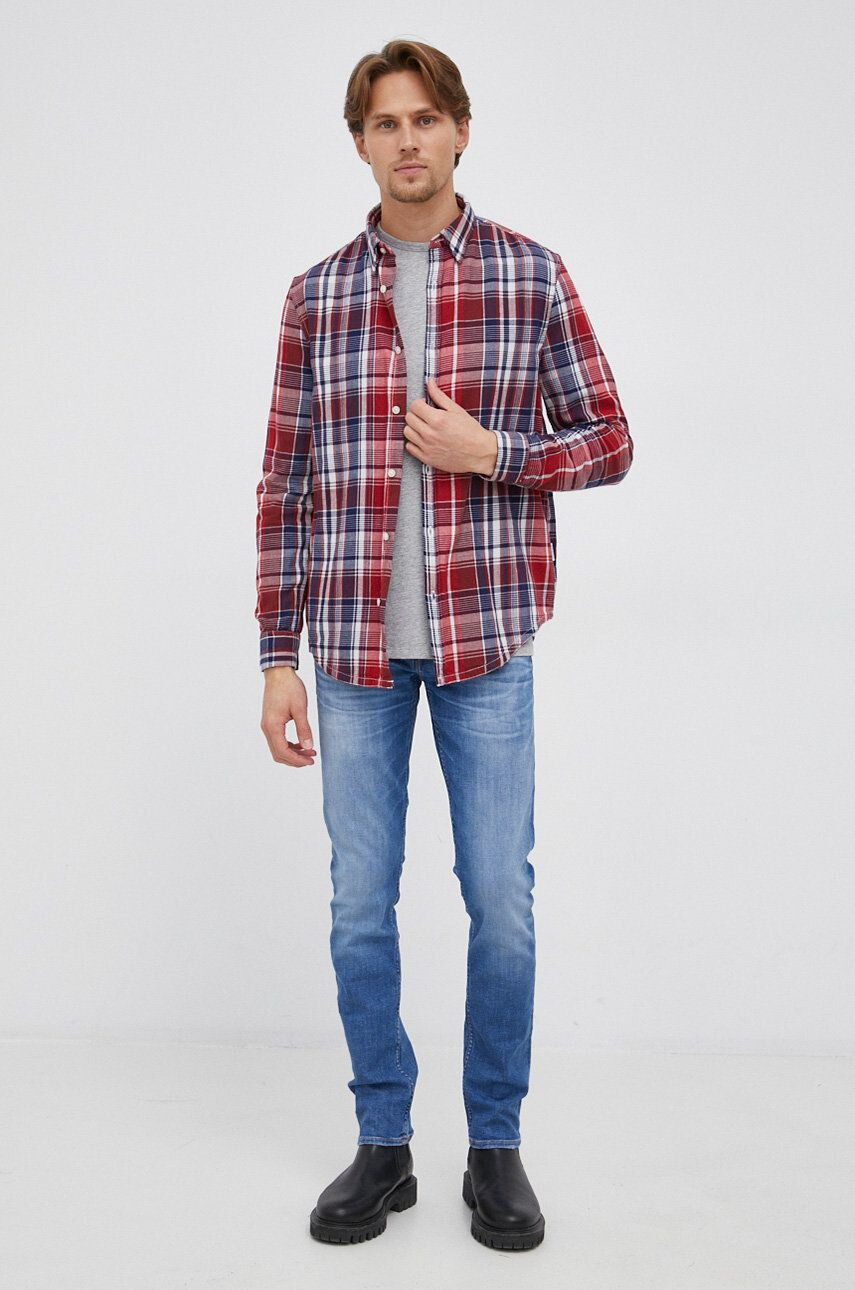 Guess Košile pánské červená barva regular s límečkem button-down - Pepit.cz