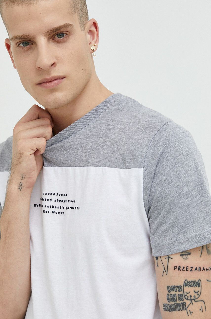 Jack & Jones Bavlněné tričko šedá barva - Pepit.cz