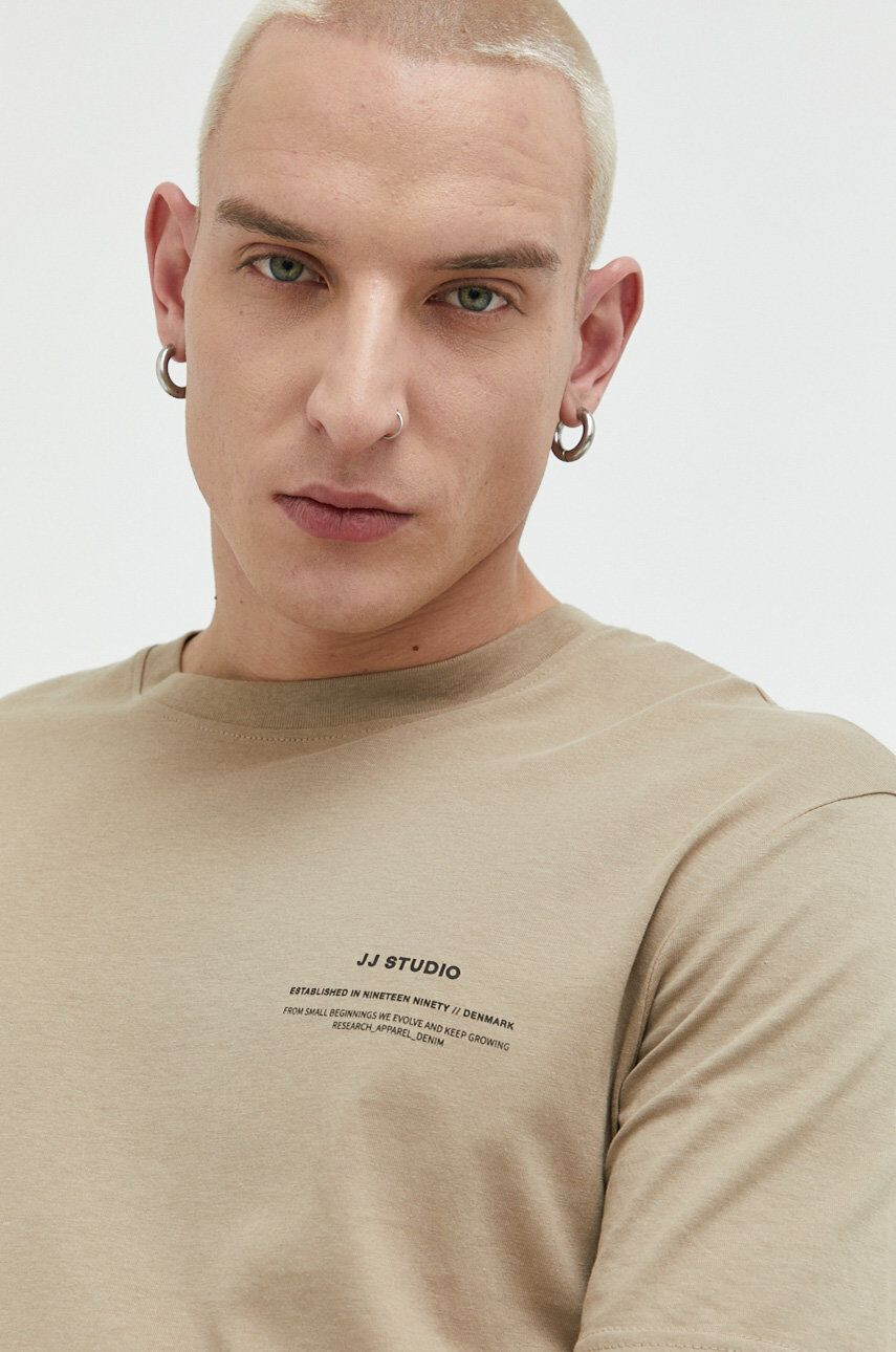 Jack & Jones Bavlněné tričko JJEFELIX béžová barva s potiskem 12224600 - Pepit.cz