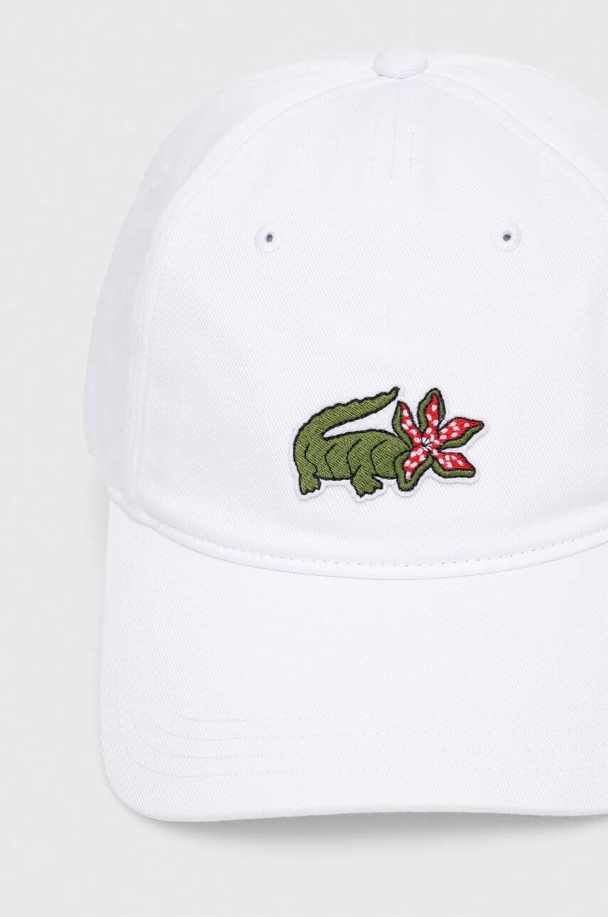 Lacoste Bavlněná čepice x Netflix bílá barva s aplikací RK7743-VIQ - Pepit.cz