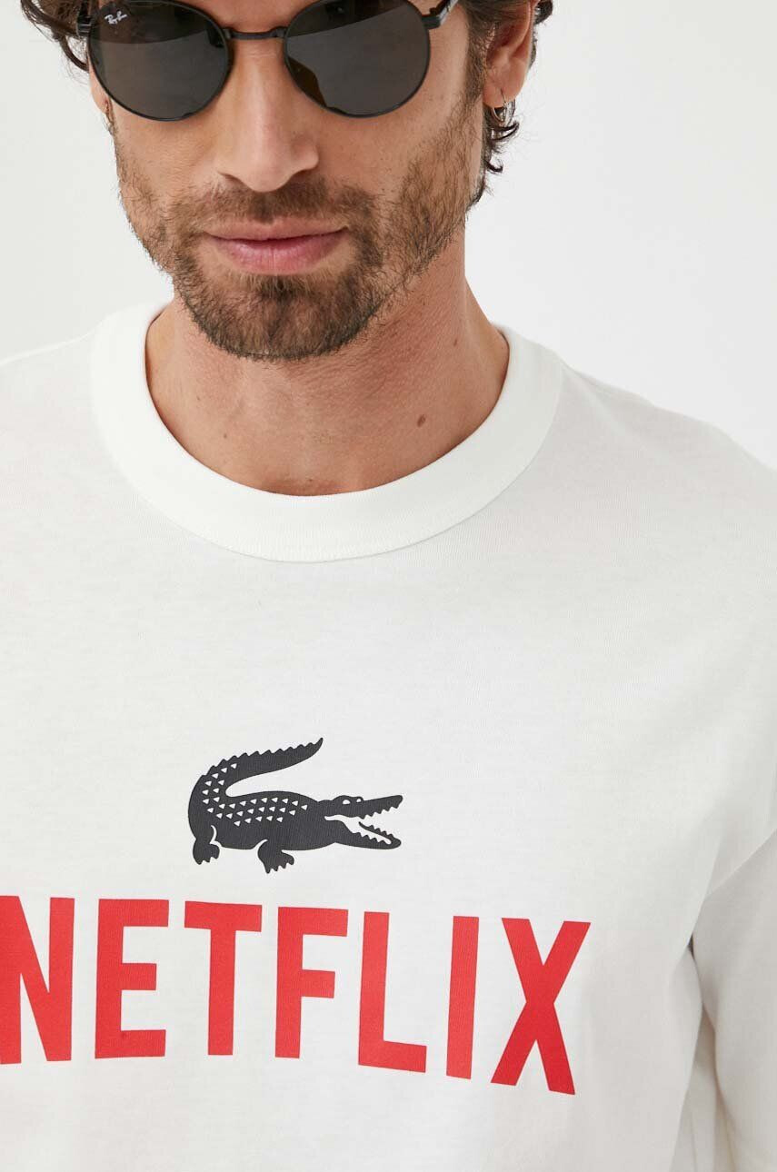 Lacoste Bavlněné tričko x Netflix bílá barva TH7343-70V - Pepit.cz