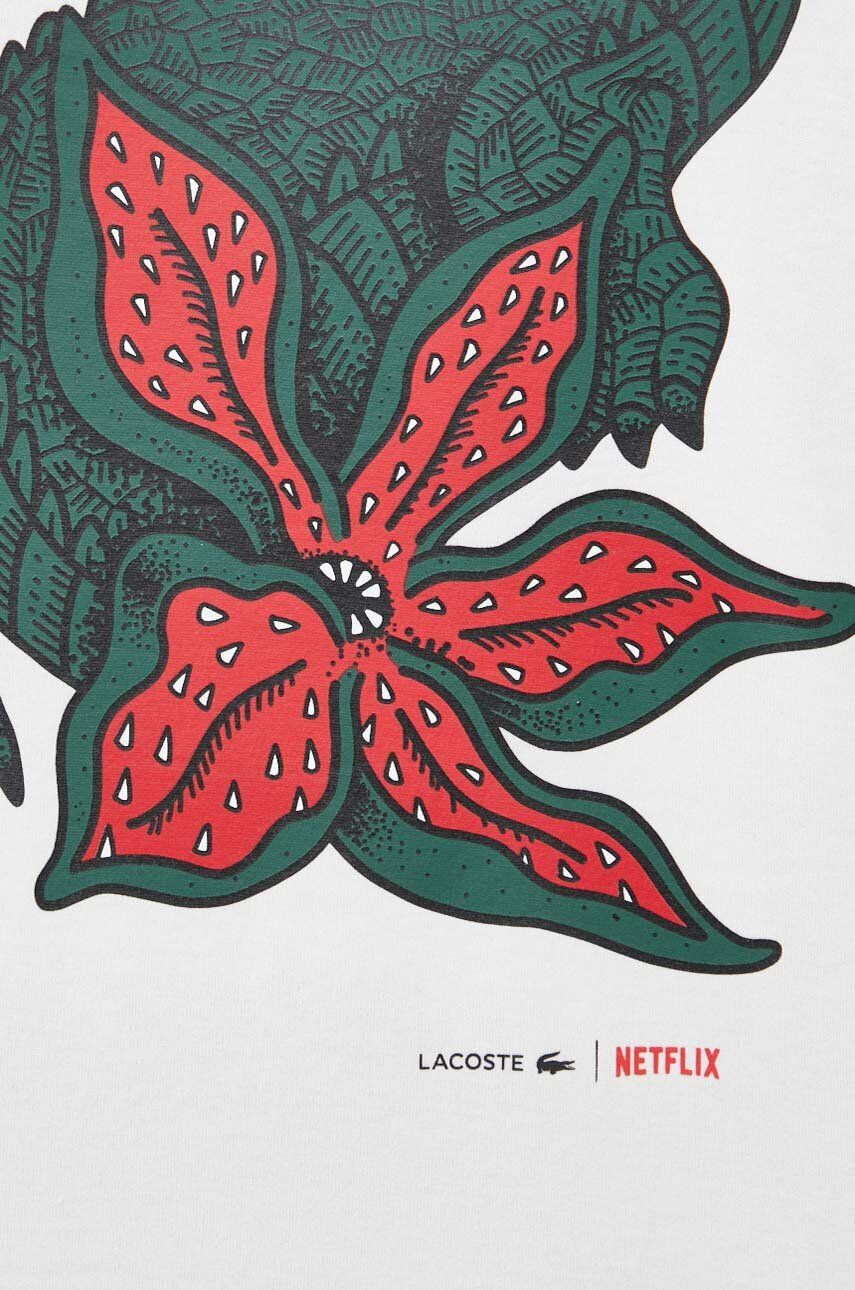 Lacoste Bavlněné tričko x Netflix bílá barva TH8462-TIR - Pepit.cz