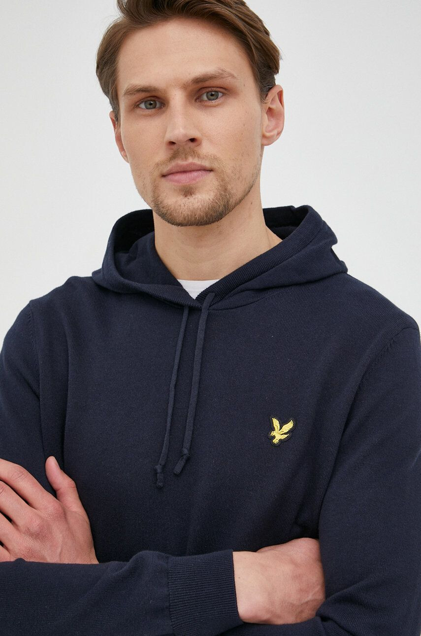 Lyle & Scott Bavlněný svetr pánský tmavomodrá barva lehký - Pepit.cz