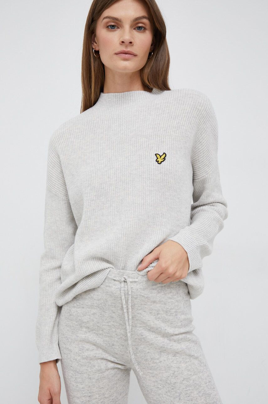 Lyle & Scott Svetr z vlněné směsi dámský šedá barva s pologolfem - Pepit.cz