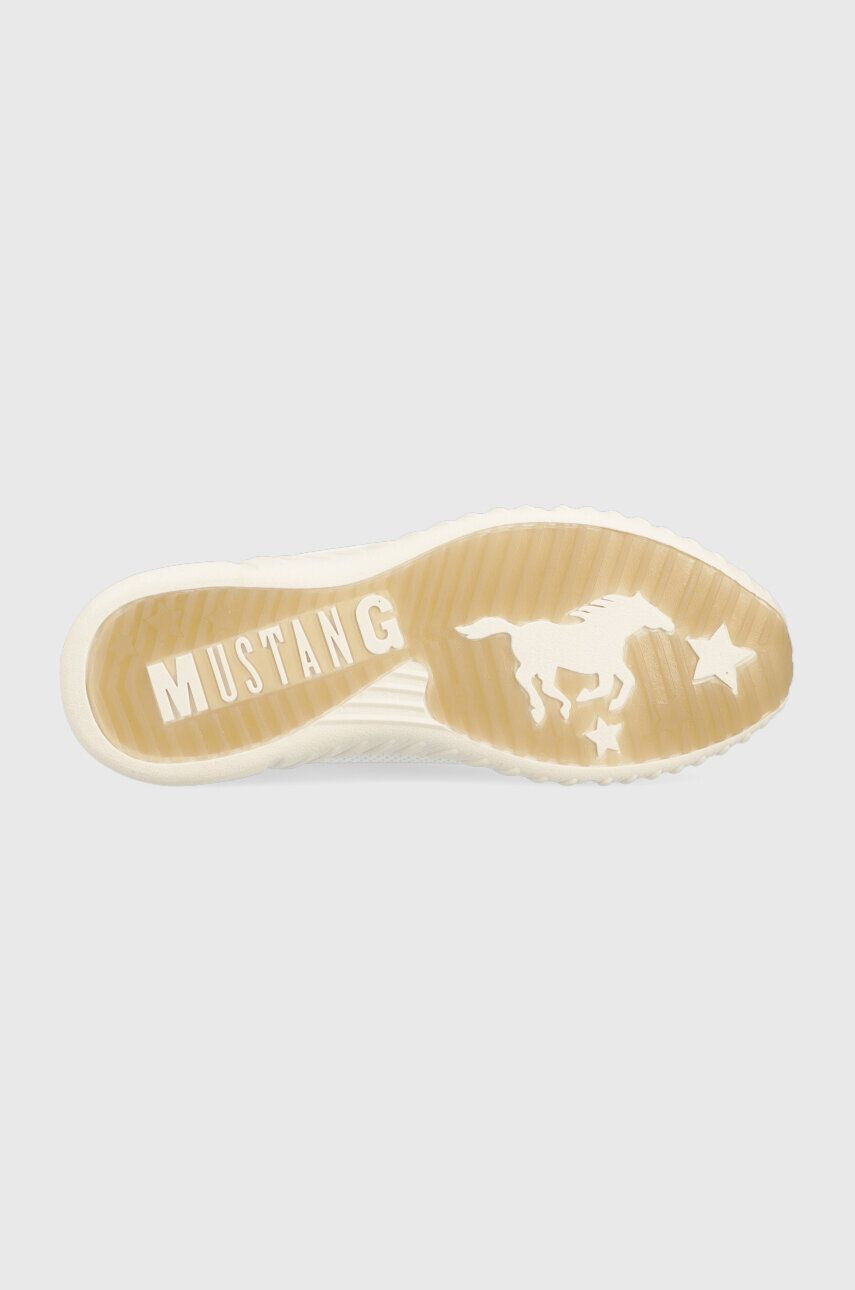 Mustang Sneakers boty bílá barva 1315311 - Pepit.cz