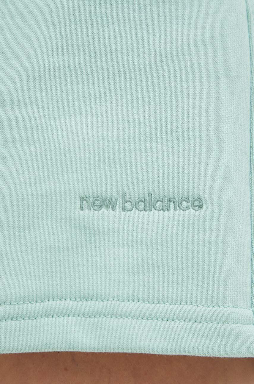 New Balance Bavlněné šortky zelená barva hladké high waist - Pepit.cz