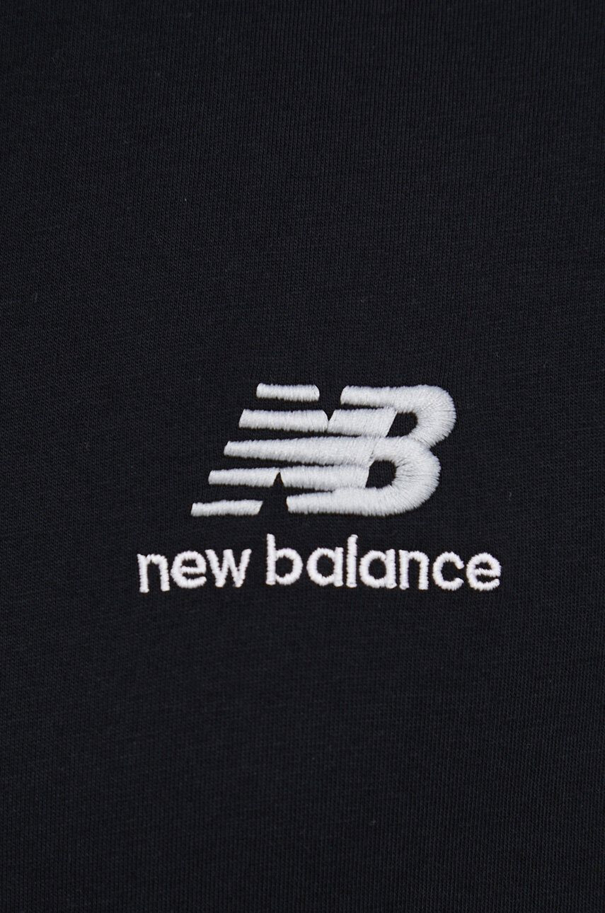 New Balance Bavlněné tričko UT21503BK černá barva hladký UT21503BK-BK - Pepit.cz