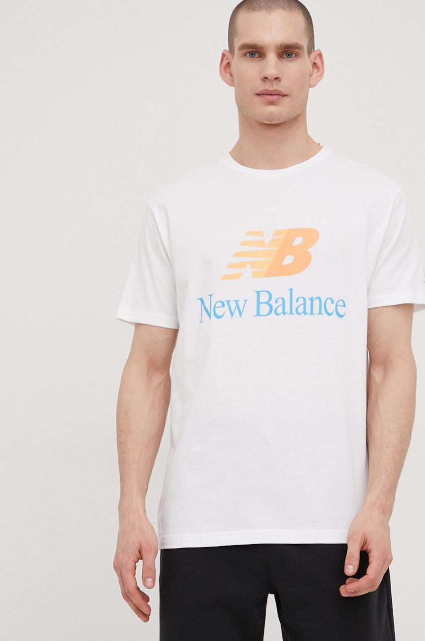 New Balance Bavlněné tričko tmavomodrá barva s potiskem - Pepit.cz