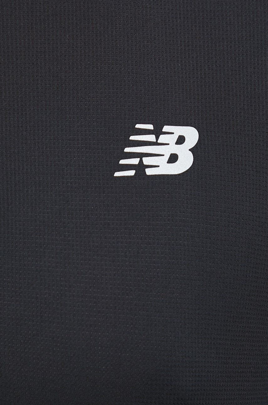 New Balance Běžecké tričko Accelerate černá barva - Pepit.cz