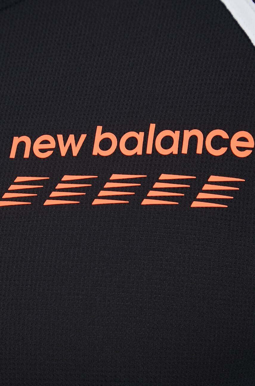 New Balance Běžecké triko s dlouhým rukávem Accelerate Pacer černá barva s potiskem - Pepit.cz