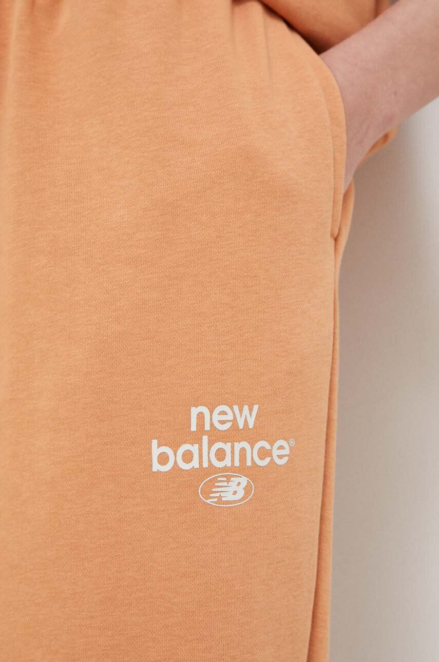 New Balance Tepláky oranžová barva s potiskem WP31508SEI-SEI - Pepit.cz