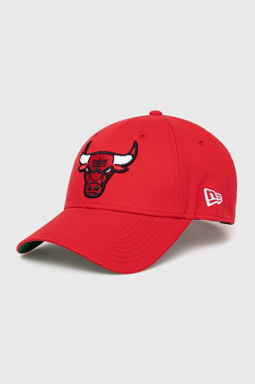 New Era Bavlněná baseballová čepice x Chicago Bulls červená barva s aplikací CHICAGO BULLS - Pepit.cz