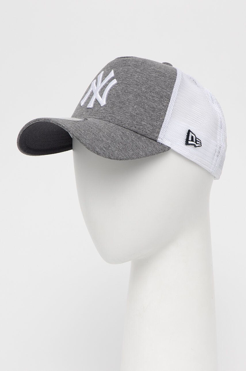 New Era Kšiltovka šedá barva s aplikací 12523898-DKGREY - Pepit.cz