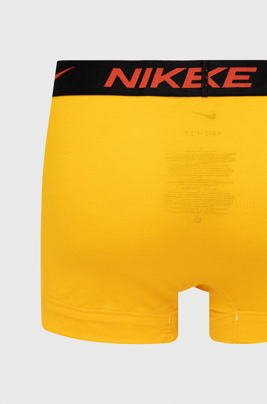 Nike Boxerky pánské žlutá barva - Pepit.cz