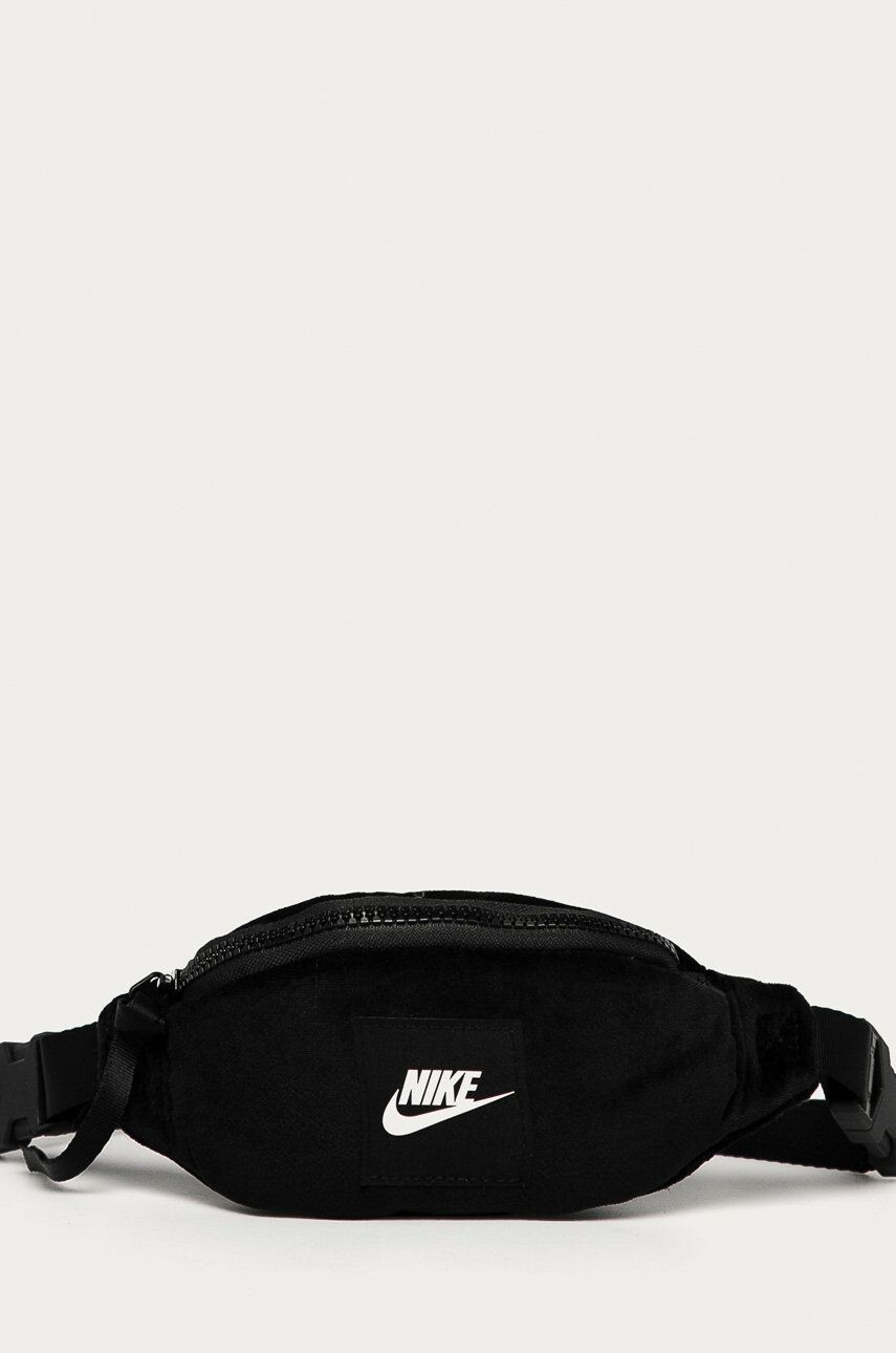 Nike Sportswear Ledvinka - Pepit.cz