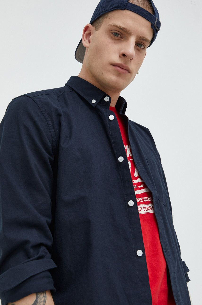 Only & Sons Bavlněné tričko tmavomodrá barva slim s límečkem button-down - Pepit.cz