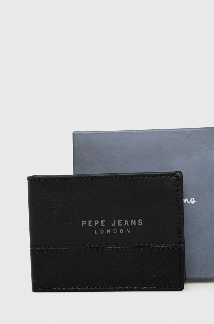 Pepe Jeans Kožená peněženka černá barva - Pepit.cz